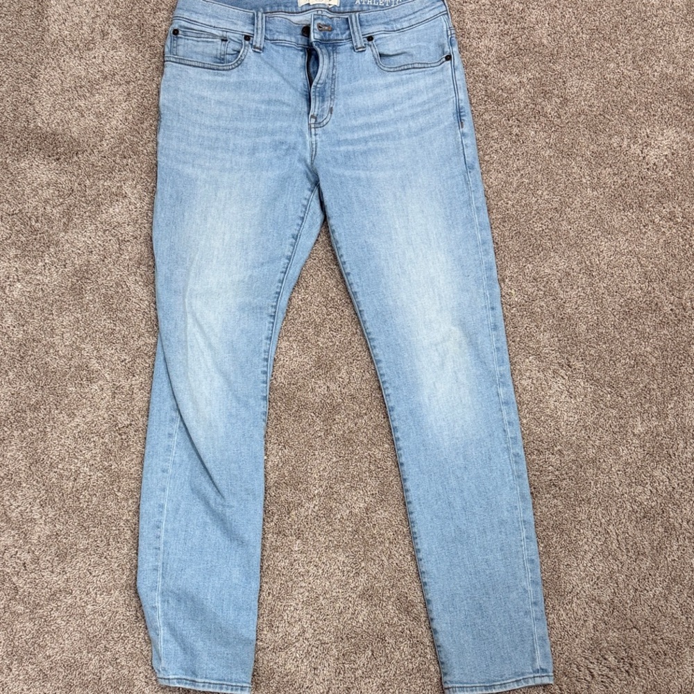 Madewell Men's Slim Jeans in Light Blue Wash 31x32